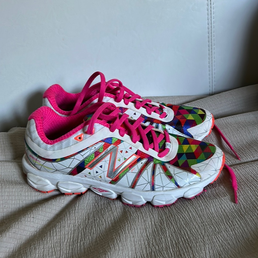 Women’s 890v4 Rainbow Size 7b - image 1
